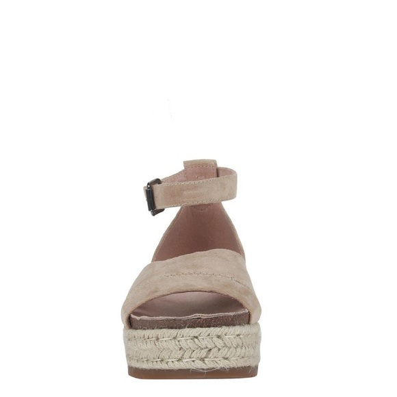 MADELINE GIRL - DRAMA QUEEN in CHAMPAGNE - Picture 3 of 3